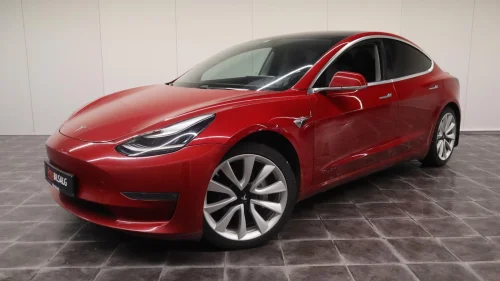 TESLA Model 3 AWD LONG RANGE 560 KM/AUTOPILOT 3 FSD/360 KAMERA/PANO