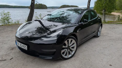 TESLA Model 3 Long Range AWD