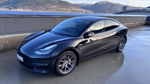 TESLA Model 3 Long Range AWD