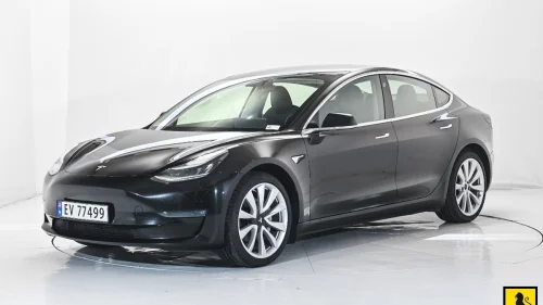 TESLA Model 3 LRDM AWD PREMIUM LYD AUTOPILOT PANORAMASOLTAK