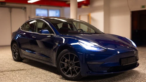 TESLA Model 3 Long Range AWD