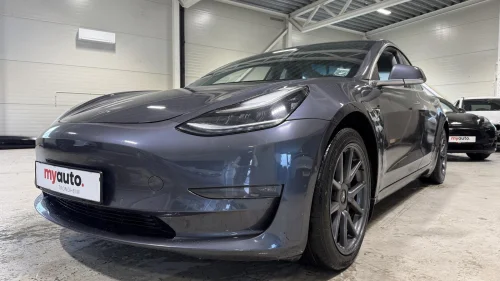 TESLA Model 3 LR/476Hk/Skinn/Navi/DAB+/Panorama/Krok/Acc ++