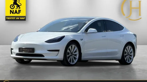 TESLA Model 3 Long Range/NAF/560Wltp/Pano/Navi/R.Kam/Autopilot/S+V++