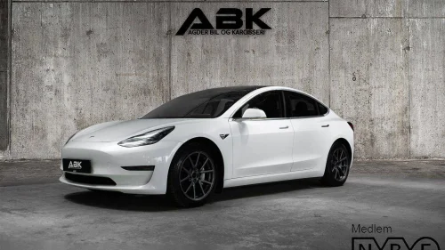 TESLA Model 3 LONG RANGE 560KM AWD PREMIUM AUTOPILOT NY-EU