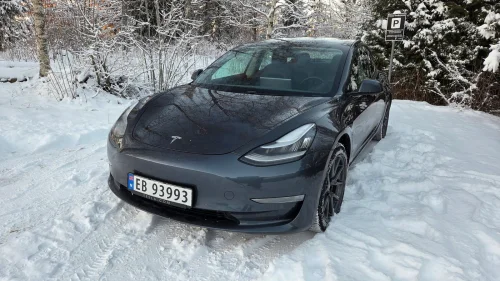 TESLA Model 3 Long Range AWD, Facelift, Krok, Varmepumpe, Premium lyd
