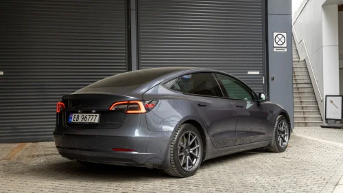 TESLA Model 3 Long Range AWD