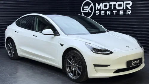 TESLA Model 3 498HK, AWD, LONG RANGE 614KM, AP, SKINN, EU 06/2028++++