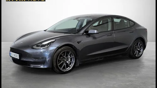 TESLA Model 3 Long Range / AWD / KROK / PANO / ACC / 498HK / NAVI+++