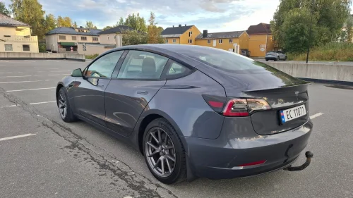 TESLA Model 3 Long Range AWD