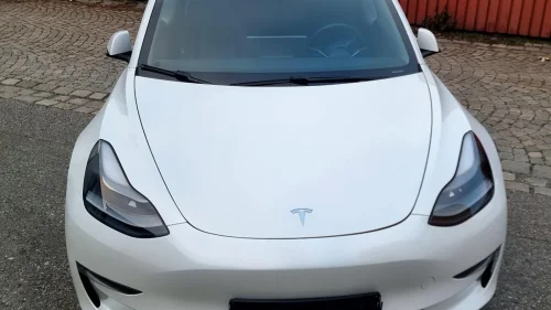TESLA Model 3 EN EIERS,LONG RANGE,AWD,LAV KM, EU I ÅR,FLOTT BIL...