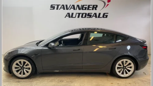 TESLA Model 3 LONG RANGE/580WLTP/AWD/HENGERFESTE/1 EIER/GARANTI