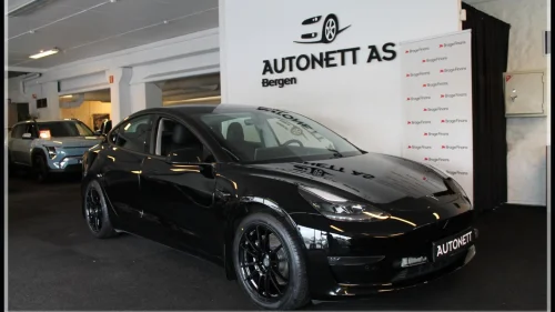 TESLA Model 3 Long Range AWD, 614Km WLTP,Pano,Skinn,Nye dekk/felg+++