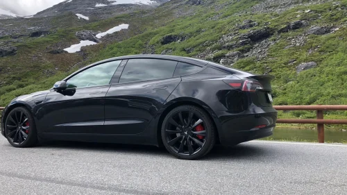 TESLA Model 3 Performance AWD