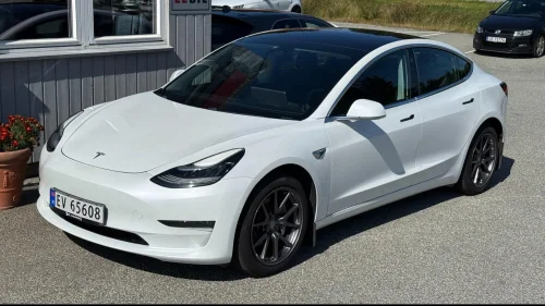 TESLA Model 3 Long Range Dual Motor