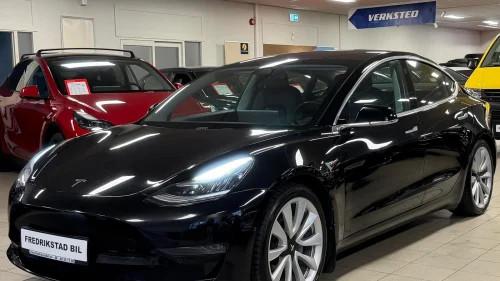 TESLA Model 3 LONG RANGE-4WD-PREMIUM-PANO-APP-ADAPTIV CRUISE-GARANTI