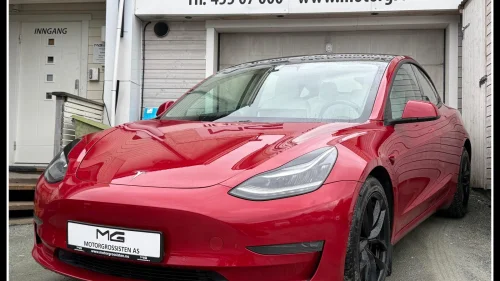TESLA Model 3 Long Range 560km AWD Sedan