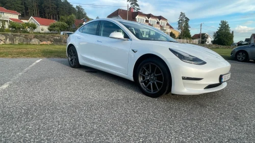 TESLA Model 3 Long Range AWD