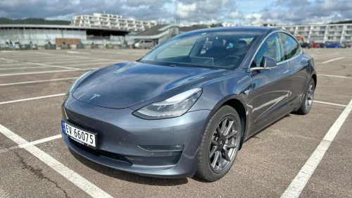 TESLA Model 3 LONG RANGE/AWD/AUTOPILOT/VINTERPAKKE/SKIN