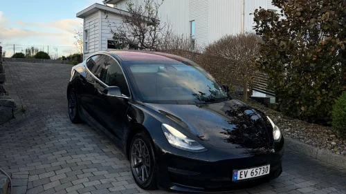 TESLA Model 3 Long Range AWD