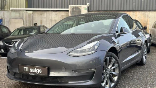 TESLA Model 3 Long Range/Skinn/AP/4x4/560km/Panorama/Navigasjon +++