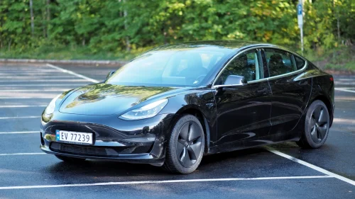 TESLA Model 3 Long Range AWD