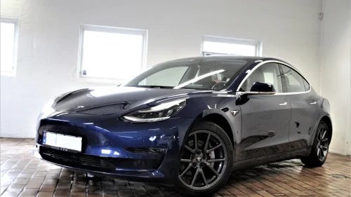 TESLA Model 3 LONG RANGE AWD 476HK AUTOPILOT PREMIUM SKINN++