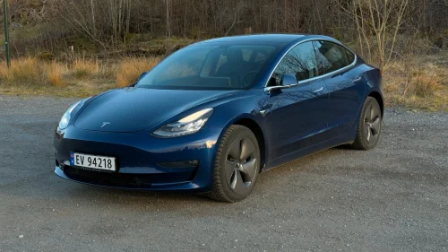 TESLA Model 3 LongRange/AWD/Krok/S+V-hjul/2 eiere/Rekkevidde 560km