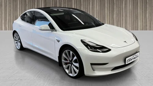TESLA Model 3 Performance Long Range AWD Premium 1.Eier Drift mode