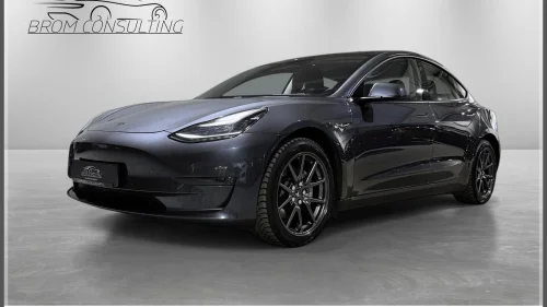 TESLA Model 3 | Long Range | AWD | Krok | 560Km | Autopilot | Pano
