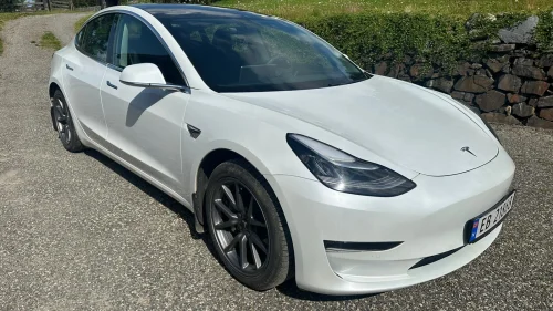 TESLA Model 3 GRATIS PCON/PREMIUM/LR AWD/NY EU/ACC BOOST/KROK