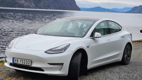 TESLA Model 3 Long Range AWD
