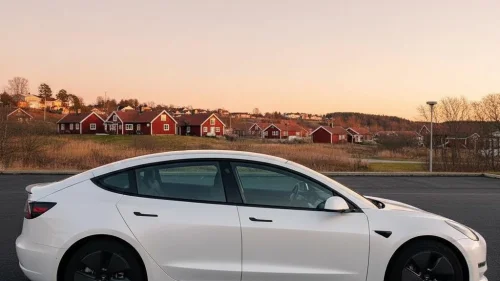 TESLA Model 3 Long Range AWD