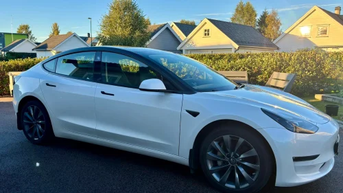 TESLA Model 3 Long Range AWD - svært påkostet Facelift