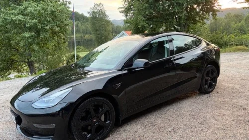 TESLA Model 3 Long Range AWD