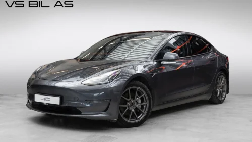 TESLA Model 3 LR/614km/AP/Skinn/Vinterpakke/Premium/Matrix/V.Pumpe++