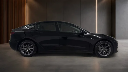 TESLA Model 3 AWD-LONG RANGE-614WLTP-PANORAMA-SE KM-PREMIUM-V PUMPE