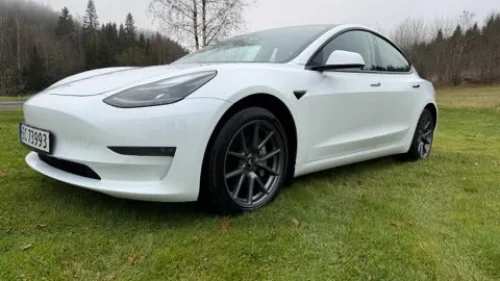 TESLA Model 3 Long Range AWD
