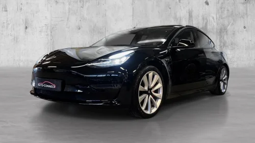TESLA Model 3 CHROME DELETE / LONGE RANGE/ AWD / PREMIUM