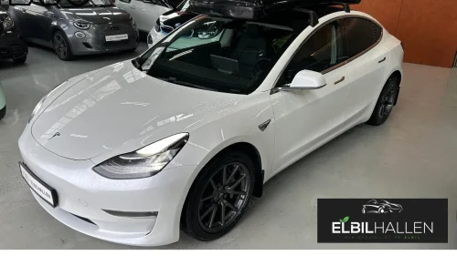 TESLA Model 3 LONG RANGE AWD/PREMIUM/AP/NETFLIX/SKIGUARD 830 TAKBOKS+