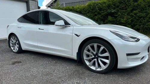 TESLA Model 3 Long Range AWD