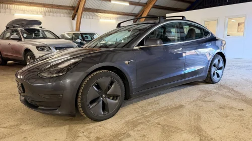 TESLA Model 3 LONG RANGE/AWD/VELHOLDT/TAKSTATIV