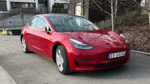 TESLA Model 3 Long Range AWD