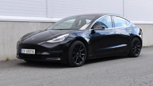 TESLA Model 3 Long Range Dual Motor EU OK 03.2027 AWD AUTOPILOT PREMI