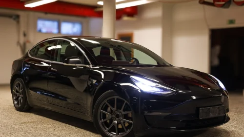 TESLA Model 3 Long Range - 560KM WLTP - 4x4 - EU 2027