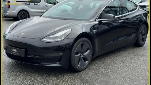 TESLA Model 3 LONG RANGE / AWD / AUTOPILOT / PANO / FSD