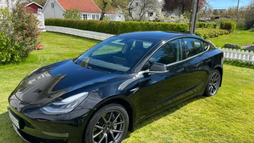 TESLA Model 3 Long Range AWD