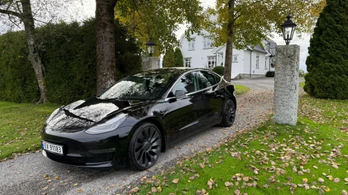 TESLA Model 3 Long Range AWD