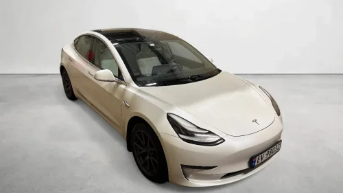TESLA Model 3 530km (WLTP) Long range, Base performance, AWD