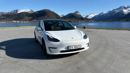 TESLA Model 3 Long Range AWD