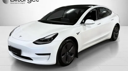 TESLA Model 3 Long Range Hengerfeste Premium AP EU27 4x4 560km ++